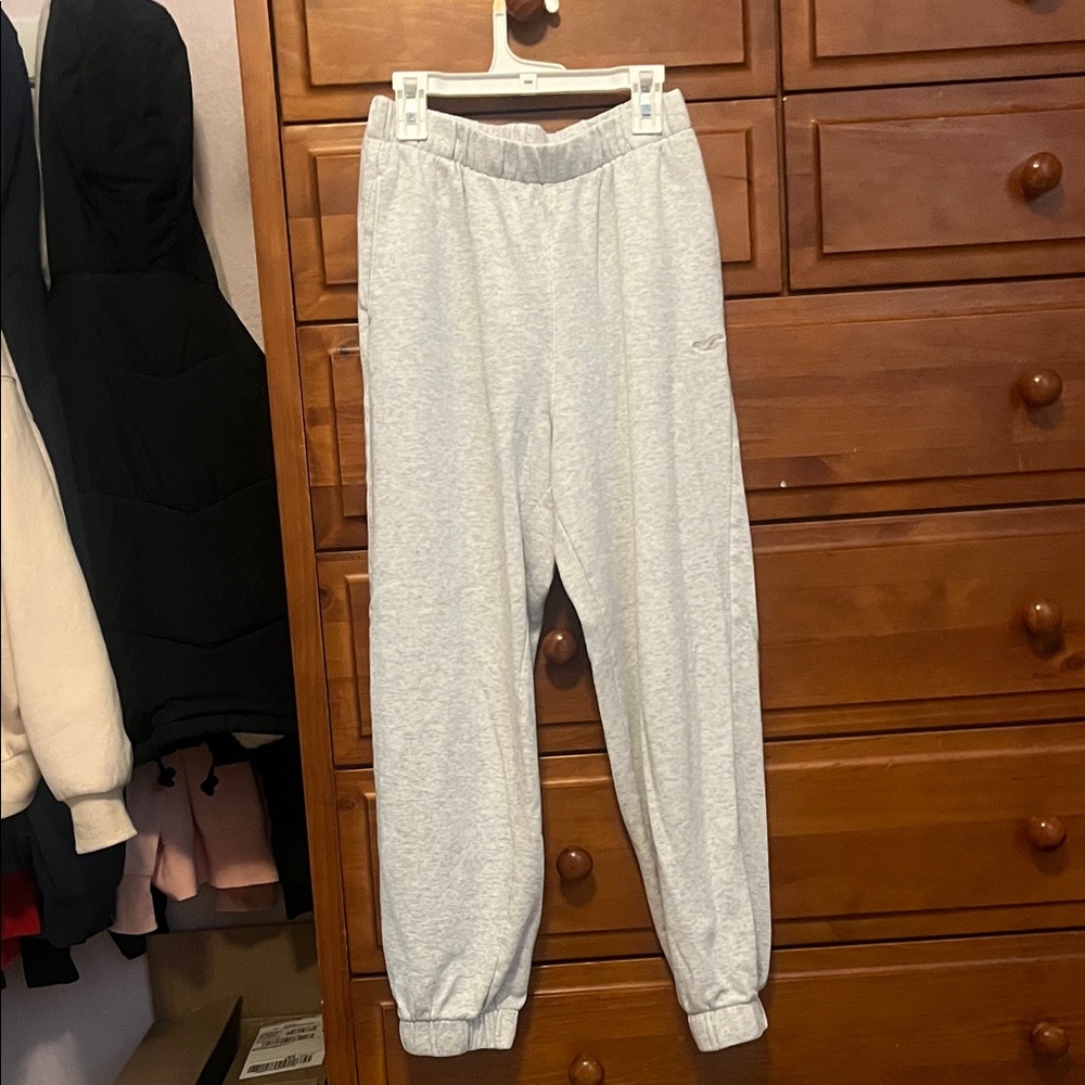 Hollister light grey sweatpants